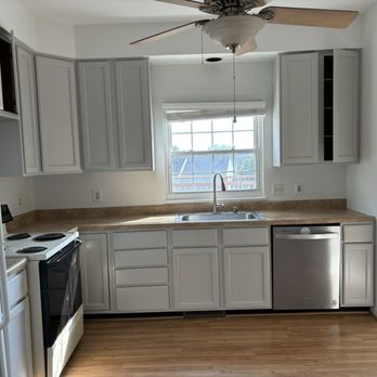 Anthony Custom Painting - Kitchen cabinets painting - Painters Near Me Anthony Custom Painting - Kitchen cabinets painting - Painters Near Me