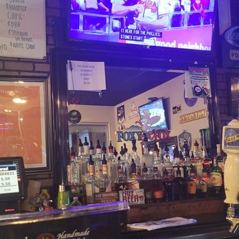 Foxy Fox Pizza - a bar with a large screen tv - Pizza Near Me - McDonough, Georgia Foxy Fox Pizza - a bar with a large screen tv - Pizza Near Me - McDonough, Georgia