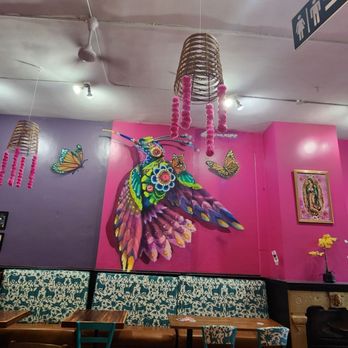 La Malinche Coffee & Tea House - Coffee & Tea Near Me - Chicago, Illinois