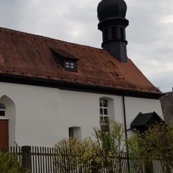 Pfarr-Kirche St. Otto Mengersdorf - Pfarrkirche St. Otto