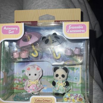 Cracker Barrel Old Country Store - Calico critters - American Near Me - Saint George, Utah