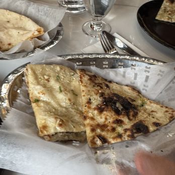 Swagat Indian Restaurant - Garlic naan - Indian Near Me - Dubuque, Iowa Swagat Indian Restaurant - Garlic naan - Indian Near Me - Dubuque, Iowa