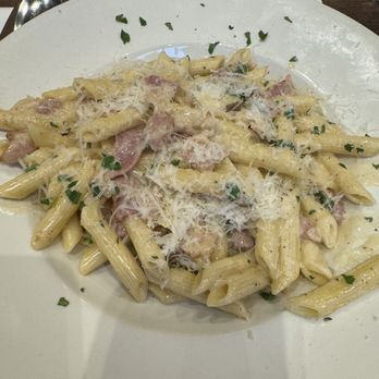 Pasta Brown - Best pasta carbonara ever!! - Italian Near Me - Covent Garden, XGL Pasta Brown - Best pasta carbonara ever!! - Italian Near Me - Covent Garden, XGL