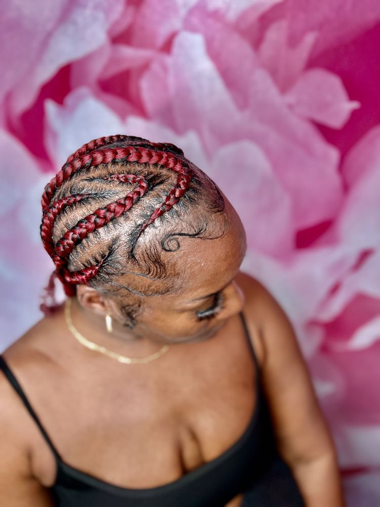 Everything Braids Logo