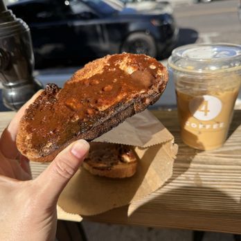 Fourtillfour - Cinnamon Toast Crunch - Coffee & Tea Near Me - Scottsdale, Arizona