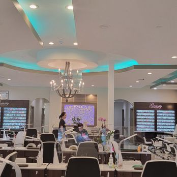 Gravity Nails & Spa - Gravity salon - Nail Salons Near Me - Wellington, Florida
