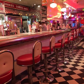 Eddie Rocket's - 50s diner - Diners Near Me - Dublin, D