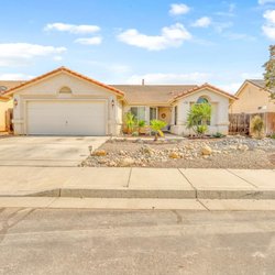 Christine Kinsley - BerkshireHathaway Home Services Drysdale