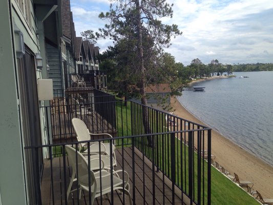 Madden's On Gull Lake by null