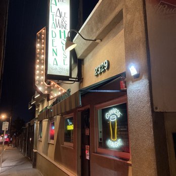 Altadena Ale & Wine House - Outside - Pubs Near Me - Altadena, California