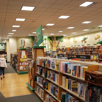 Barnes & Noble - Bookstores Near Me - Cumming, Georgia