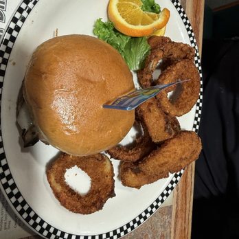 Black Bear Diner Colma - Mushroom Swiss Burger (900 cal) Onion Rings (540 cal) - Diners Near Me - Colma, California