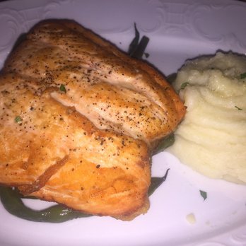 Positano Restaurant - Salmon - Italian Near Me - Brooklyn, New York