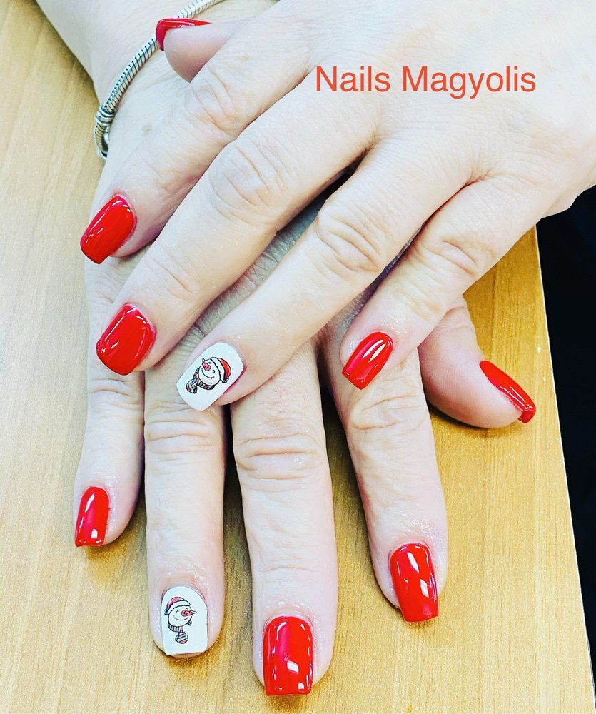 Nail Magyolis Logo