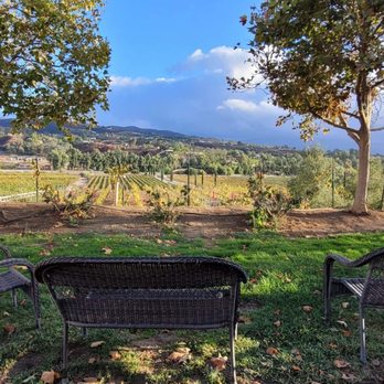 Frangipani Estate Winery - Beautiful views! - Wineries Near Me - Temecula, California Frangipani Estate Winery - Beautiful views! - Wineries Near Me - Temecula, California