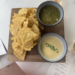 Pelican Club - Chips and dip