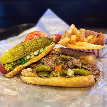 Portillo's Avon - Insta: @mmmashterchef - Salad Near Me - Avon, Indiana