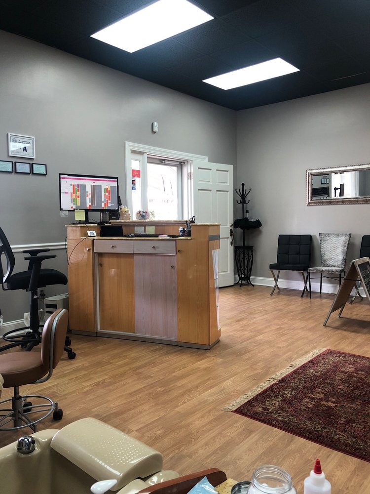 TOOTSIES’ NATURAL NAIL SHOPPE 15 Photos Nail Salons 4516 Fountain