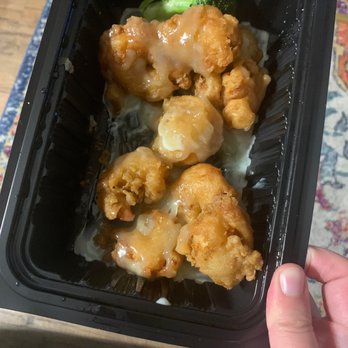 Hunan Lion - Shrimp with Walnuts - Chinese Near Me - Austin, Texas Hunan Lion - Shrimp with Walnuts - Chinese Near Me - Austin, Texas