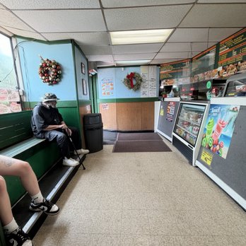 Al's Famous Delicatessen - Delis Near Me - Washington, DC, District of Columbia