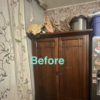 Ramos Remodeling - This the the water damage before he fixed it. - Drywall Installation & Repair Near Me - Roy, Washington Ramos Remodeling - This the the water damage before he fixed it. - Drywall Installation & Repair Near Me - Roy, Washington
