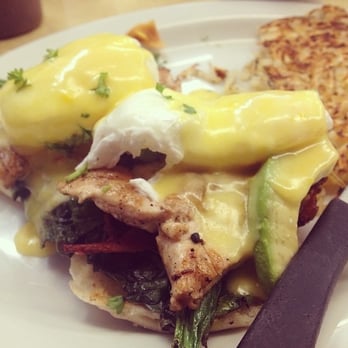 Nick's Cafe - California eggs Benedict (grilled chicken, bacon, avocado and spinach). looks a lot more delicious than it was :/ - Diners Near Me - Los Angeles, California