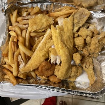 Bangin’ Fish & Chicken - Chicken Wings Near Me - Catonsville, Maryland Bangin’ Fish & Chicken - Chicken Wings Near Me - Catonsville, Maryland