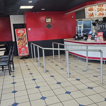 KFC - Fast Food Near Me - North Miami Beach, Florida