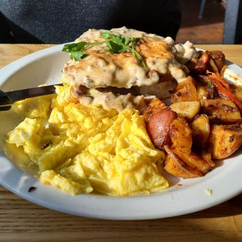 Cheff Che Cafe & Bar - Chicken Fried Steak & Eggs, $20.99 - Empanadas Near Me - San Jose, California Cheff Che Cafe & Bar - Chicken Fried Steak & Eggs, $20.99 - Empanadas Near Me - San Jose, California