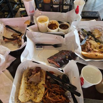 Dalie's Smokehouse - Barbeque Near Me - Valley Park, Missouri