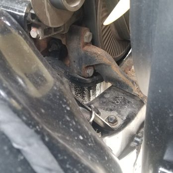 Diamond Truck Sales - Oil pan leak that was said to have been repaired.. Couldn't produce a work order for this repair - Commercial Truck Dealers Near Me - Bakersfield, California