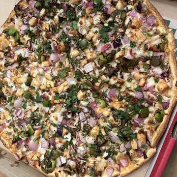 Pizza Twist - Chicken Tikka Masala Pizzatwist - Pizza Near Me - El Sobrante, California Pizza Twist - Chicken Tikka Masala Pizzatwist - Pizza Near Me - El Sobrante, California