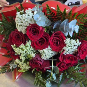 HK Flowers - Florists Near Me - Winnetka, California HK Flowers - Florists Near Me - Winnetka, California