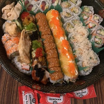 Lawrence Fish Market Chinatown - A3 Maki tray and Orange Sunshine - Bubble Tea Near Me - Chicago, Illinois Lawrence Fish Market Chinatown - A3 Maki tray and Orange Sunshine - Bubble Tea Near Me - Chicago, Illinois