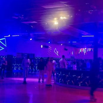 Miami Roller Rink - Skating Rinks Near Me - Miami, Florida