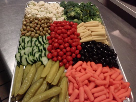 R & R Family Kitchen. Tucson's Premier Bar-B-Que, Breakfast and Catering Service Company by null