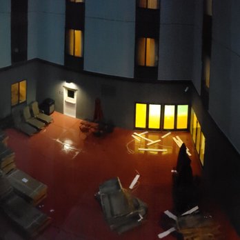 Hampton Inn & Suites Tacoma - Courtyard view during renovation. - Hotels Near Me - Tacoma, Washington Hampton Inn & Suites Tacoma - Courtyard view during renovation. - Hotels Near Me - Tacoma, Washington