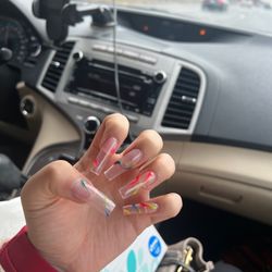 La Belle Nails