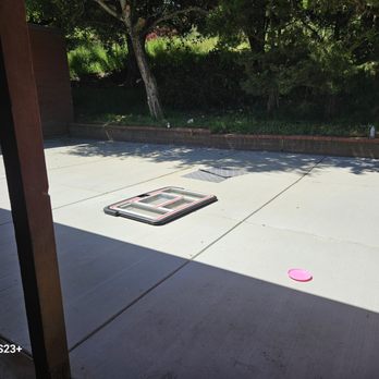 We Can Do Better Outdoor living - Courtyard - Landscaping Near Me