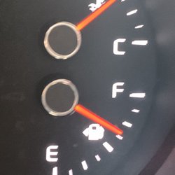 Hertz Rent A Car - Gas gauge