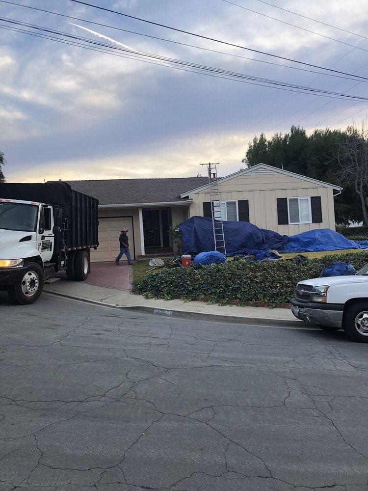 Slide of Lansford Roofing