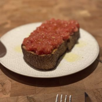 IDOL WOLF - Pan con tomate - Tapas/Small Plates Near Me - Saint Louis, Missouri