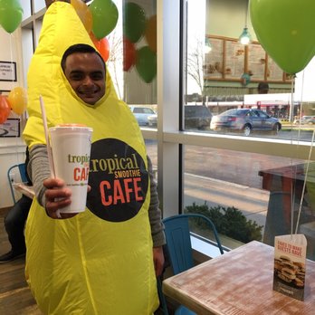 Tropical Smoothie Cafe - Size of the drink! - Juice Bars & Smoothies Near Me - Overland Park, Kansas Tropical Smoothie Cafe - Size of the drink! - Juice Bars & Smoothies Near Me - Overland Park, Kansas