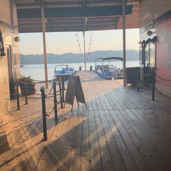 Sunset Marina & Resort - Resorts Near Me - Byrdstown, Tennessee Sunset Marina & Resort - Resorts Near Me - Byrdstown, Tennessee