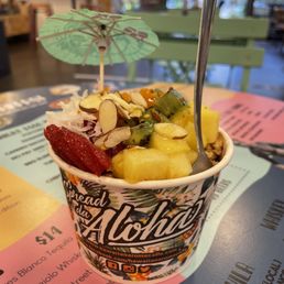12 oz Tropics Bowl