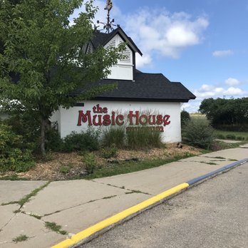 The Music House Museum - Museums Near Me - Williamsburg, Michigan
