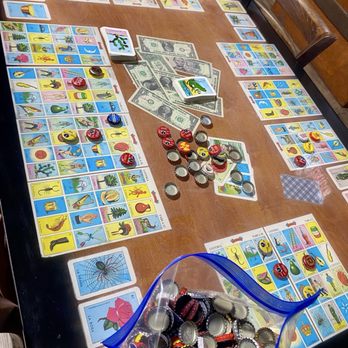 Meme's Smok'n BBQ - Meme's Smok'n BBQ offers fun table games like this Lotería setup for customer use. - Barbeque Near Me - San Juan, Texas Meme's Smok'n BBQ - Meme's Smok'n BBQ offers fun table games like this Lotería setup for customer use. - Barbeque Near Me - San Juan, Texas