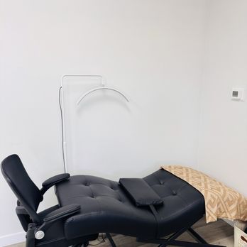 Jins Eyelash - Eyelash Service Near Me - Orange, California Jins Eyelash - Eyelash Service Near Me - Orange, California