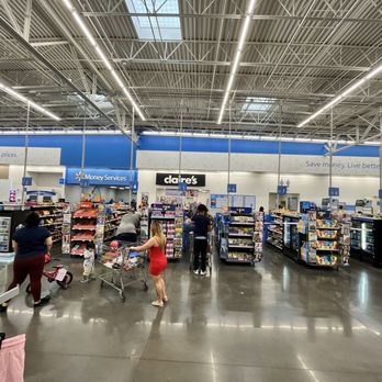 Walmart Supercenter - Only one check out lane open. - Department Stores Near Me - Bridgeton, Missouri