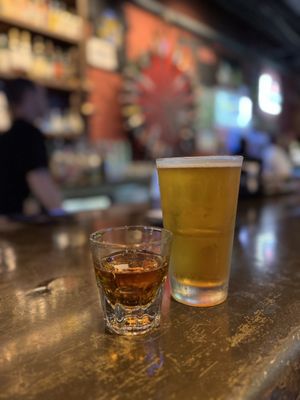 Golden Gate Tap Room by null